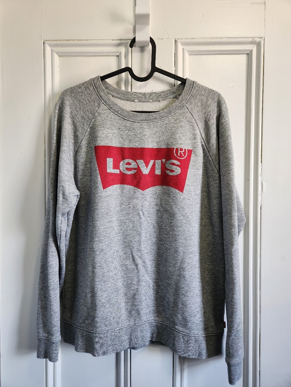 Levi’s Grey Crewneck Sweatshirt - Size Small